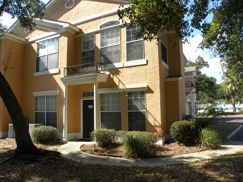 2252 Beach Drive #1201, Gulfport, MS 39507