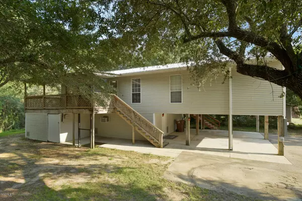 3496 Bayou Drive, Pass Christian, MS 39571