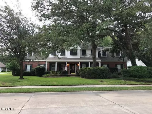 3501 Redwood Lane, Ocean Springs, MS 39564