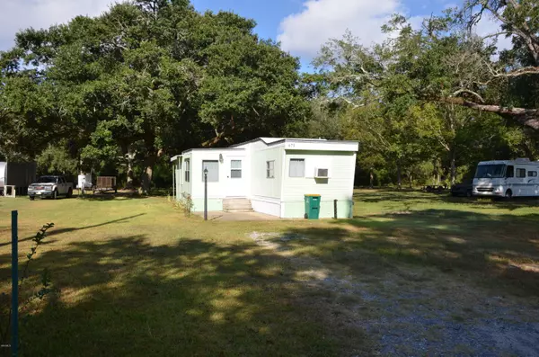 675 N Seal Avenue, Long Beach, MS 39560