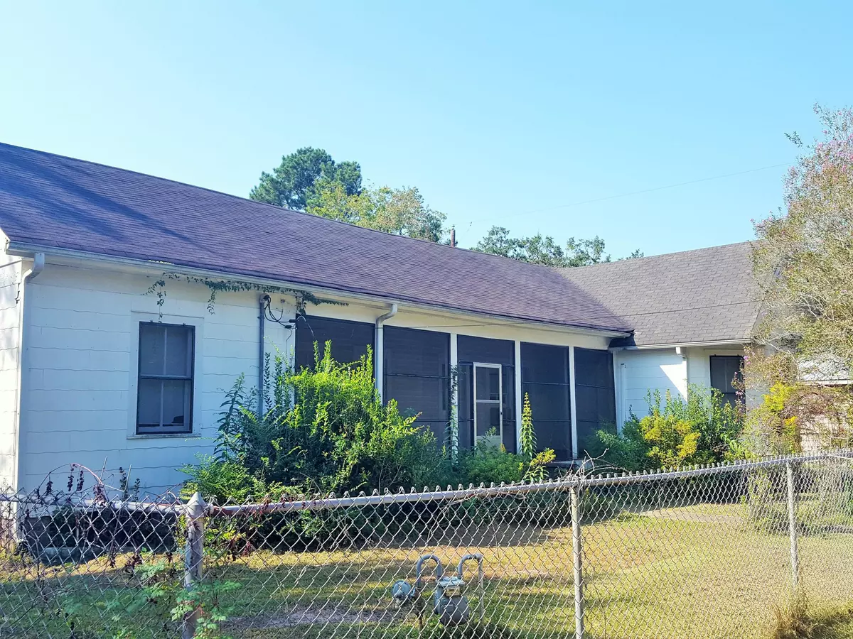 Moss Point, MS 39563,4612 Dutch Bayou Road