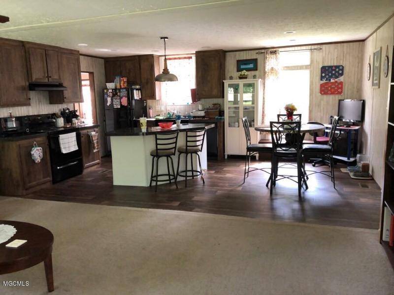 Vancleave, MS 39565,12017 Jim Ramsay Cutoff Road