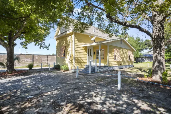 Gulfport, MS 39501,2412 19th Street