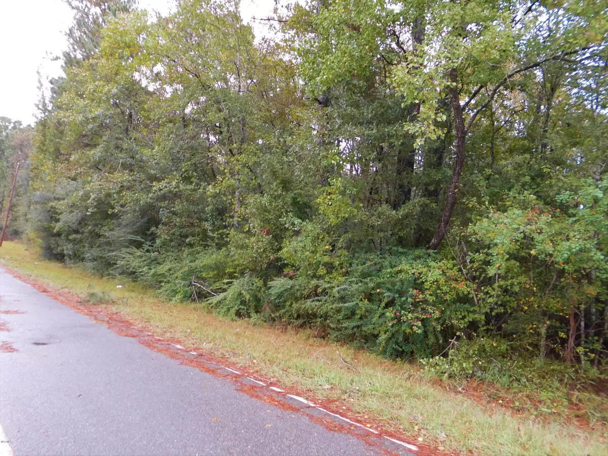 Picayune, MS 39466,1 Timberlane Road