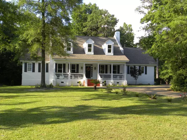 707 W 2nd Avenue, Wiggins, MS 39577