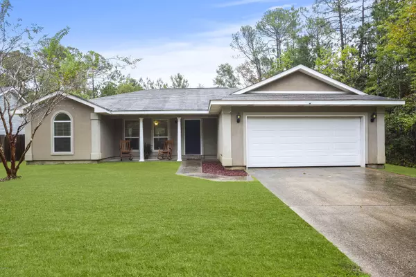 2112 Deer Street, Ocean Springs, MS 39564