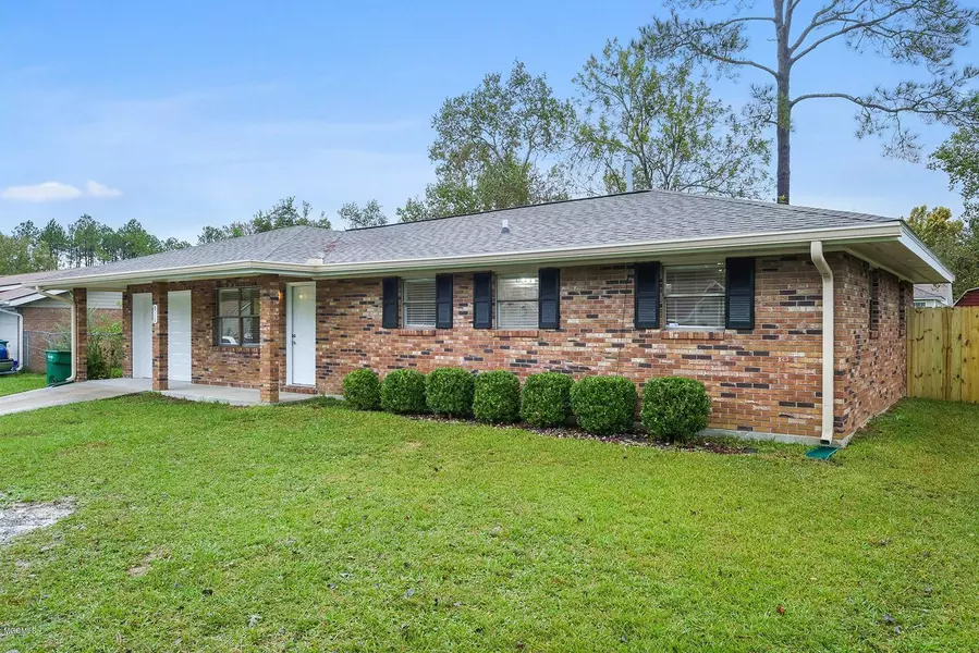 910 Hemlock Road, Gulfport, MS 39503