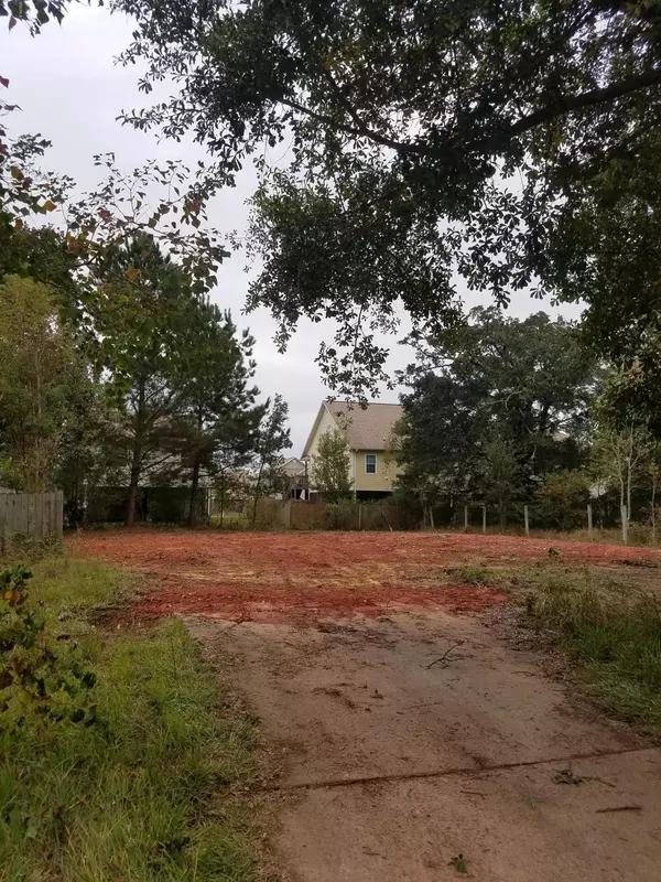 Pass Christian, MS 39571,103 Hickory Street