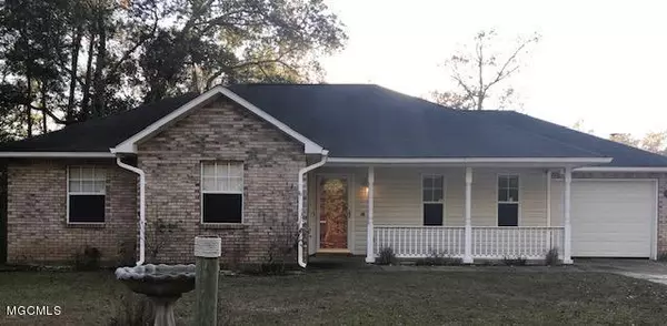 Ocean Springs, MS 39564,1017 Magnolia Street