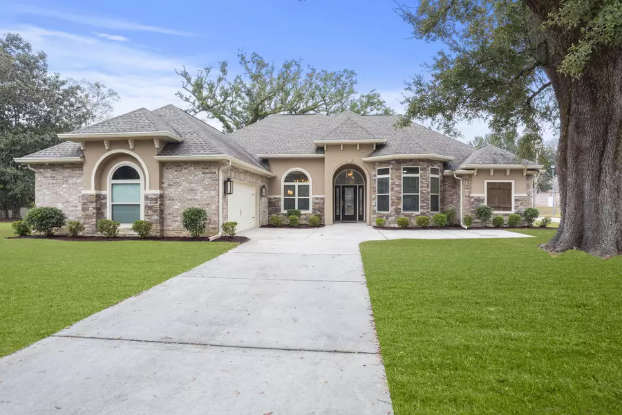 11929 Ol Oak Drive, Gulfport, MS 39503