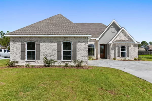 8108 Sarah Lane, Ocean Springs, MS 39564