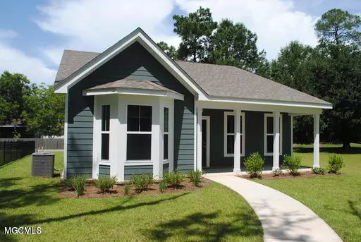 24 Sweetgrass Lane, Ocean Springs, MS 39564