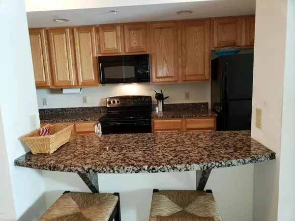 Gulfport, MS 39507,2228 Beach Drive #1206
