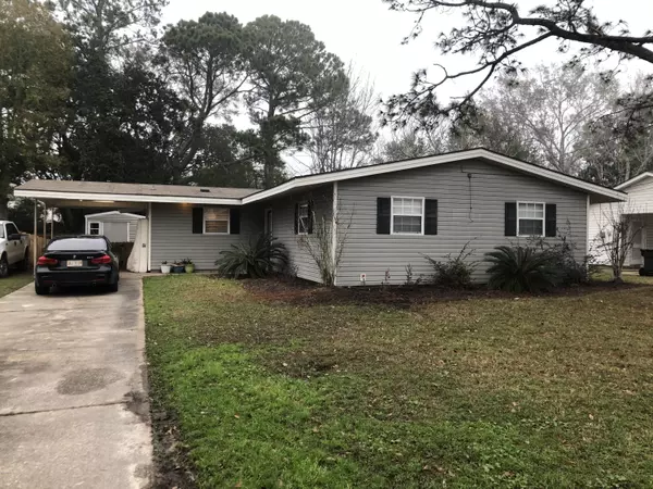 2705 Pinewood Avenue, Pascagoula, MS 39567