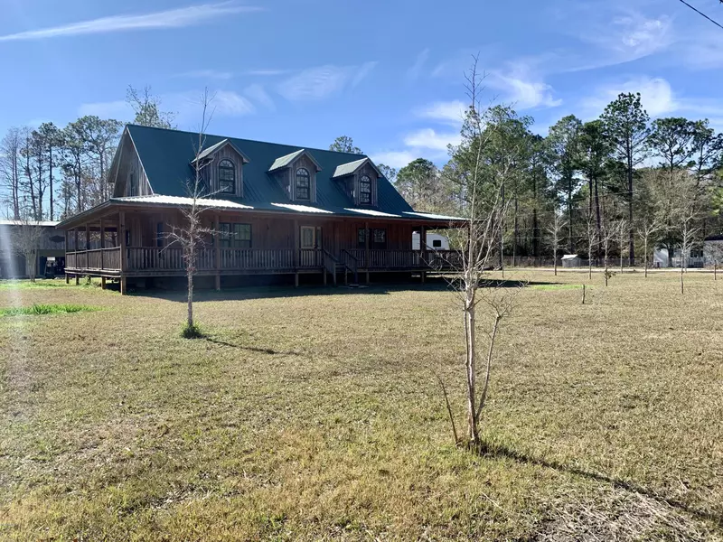 9829 Bragg Road, Moss Point, MS 39562