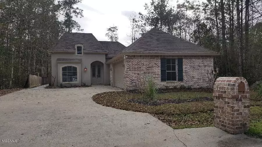 84135 Lola Drive, Diamondhead, MS 39525