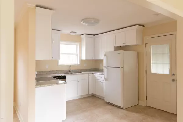 Ocean Springs, MS 39564,4213 Yosemite Drive