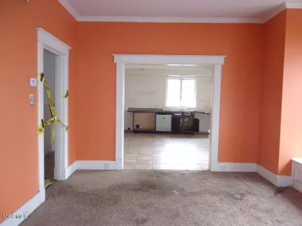 Biloxi, MS 39530,257 Seal Avenue