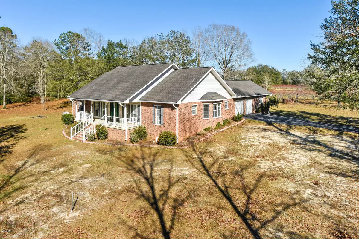 Vancleave, MS 39565,17012 E Spring Lake Drive