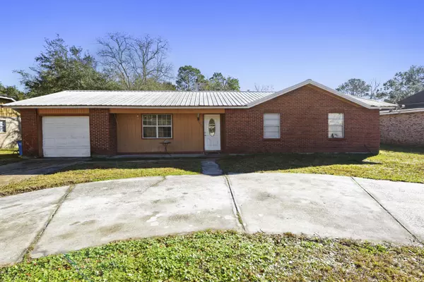 3806 Lincolnshire Street, Pascagoula, MS 39581