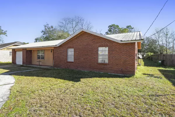 Pascagoula, MS 39581,3806 Lincolnshire Street