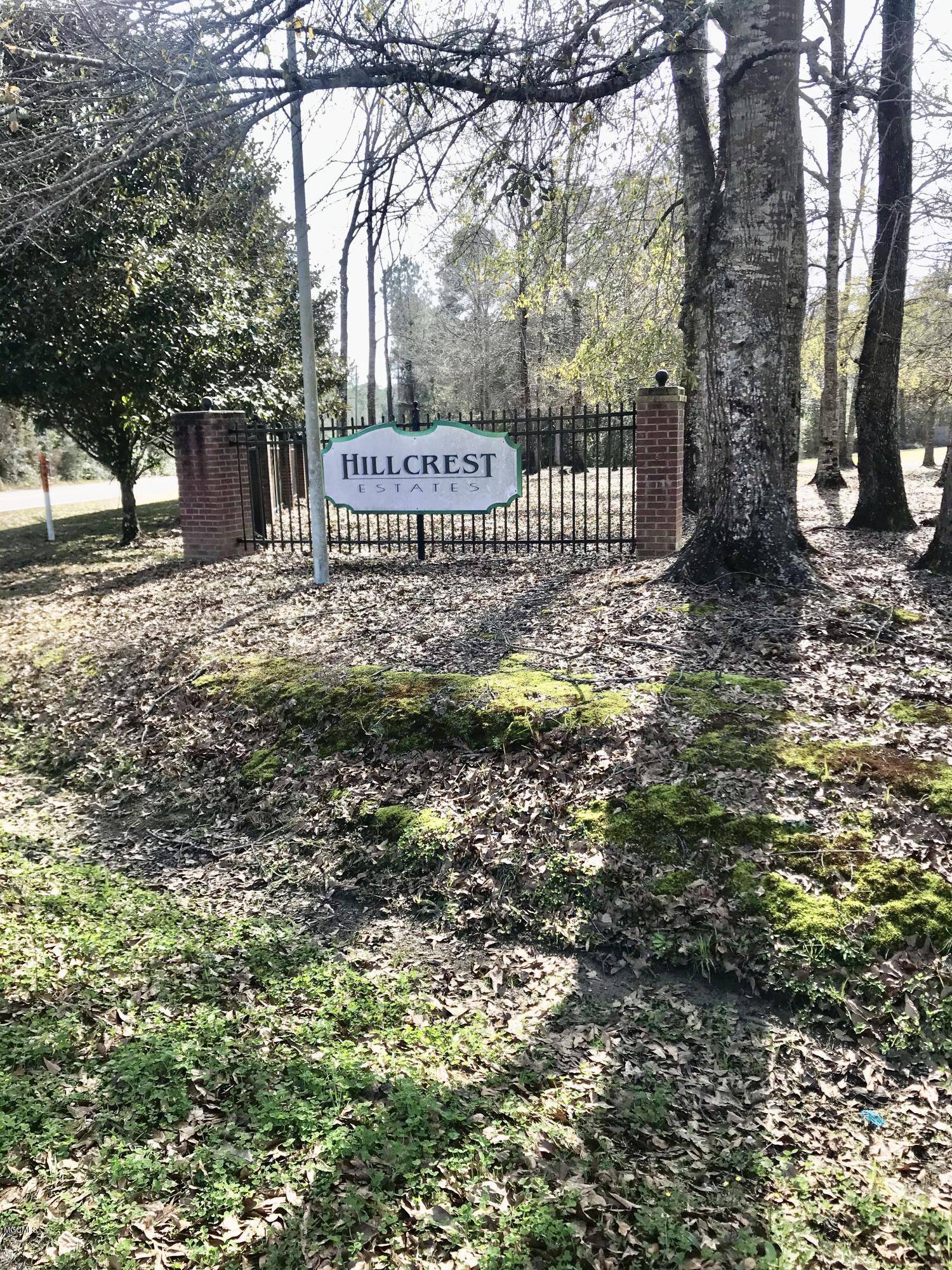 110 Robin St, Vancleave, MS 39565