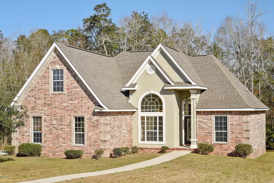 3790 River Loop Drive, D'iberville, MS 39540