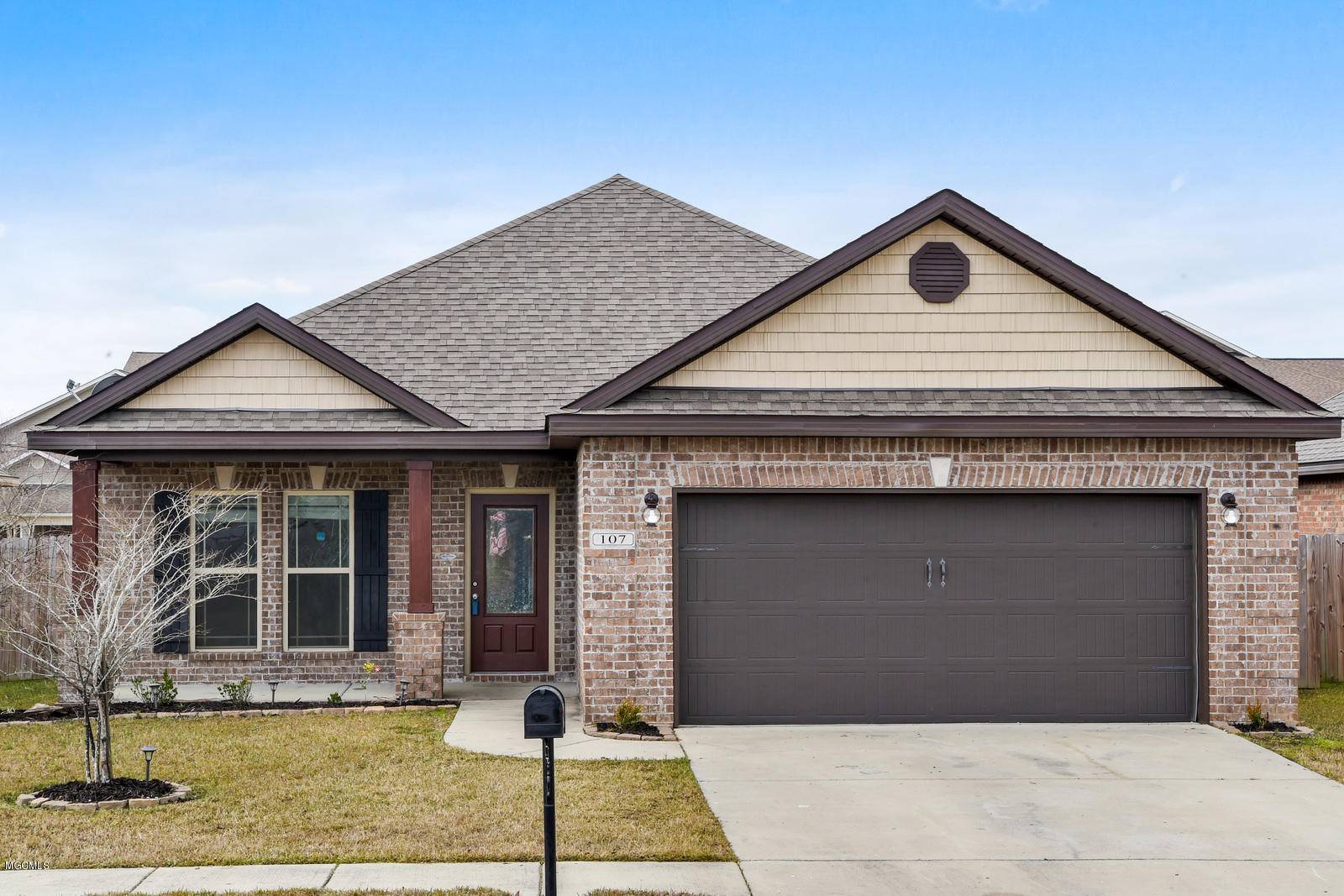 107 Clear Springs Circle, Ocean Springs, MS 39564