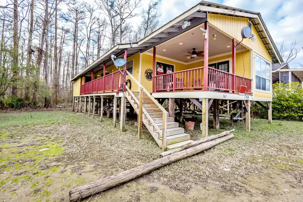 Vancleave, MS 39565,11617 Poticaw Landing Road