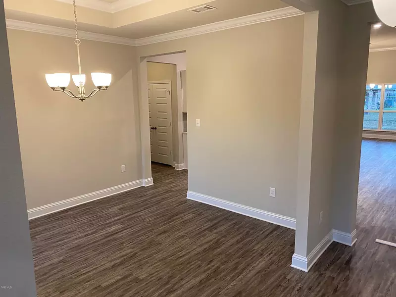 13428 Dakota Lane, Biloxi, MS 39532