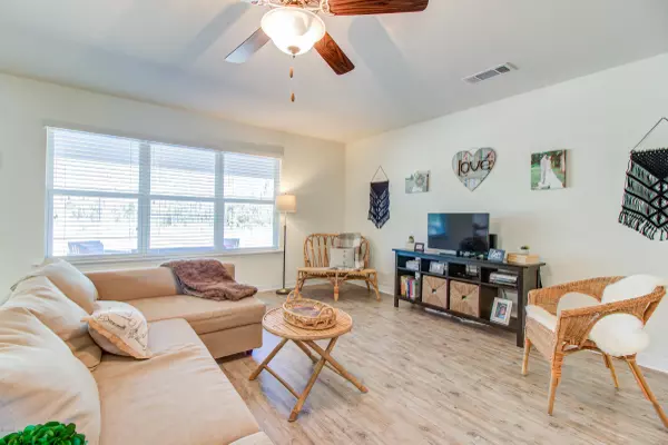 Ocean Springs, MS 39564,18 Whisperwood Ln