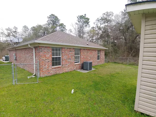 Bay Saint Louis, MS 39520,6087 E Clay Street