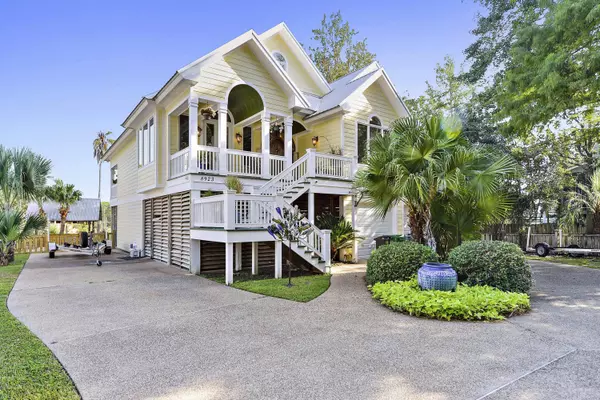 Ocean Springs, MS 39564,8923 E Simmons Circle