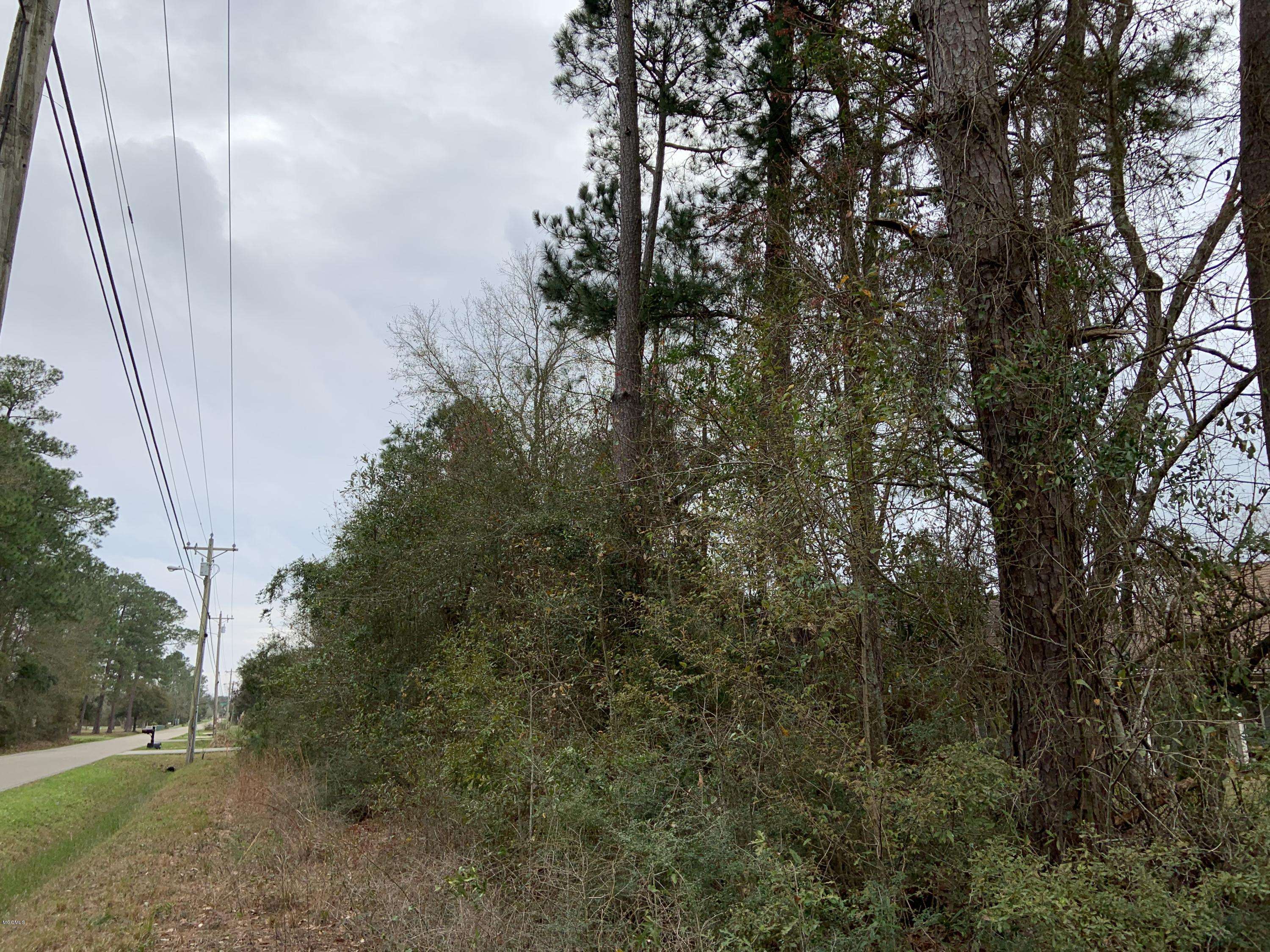 0 Seube Street, Bay Saint Louis, MS 39520