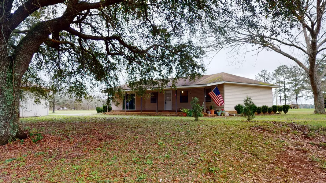 106 Hurtis Rogers Lane, Lucedale, MS 39452