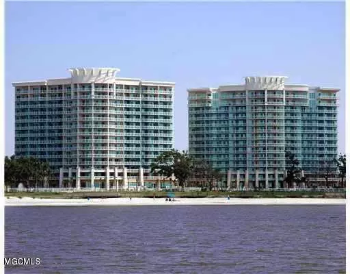 2228 Beach Drive #1201, Gulfport, MS 39507