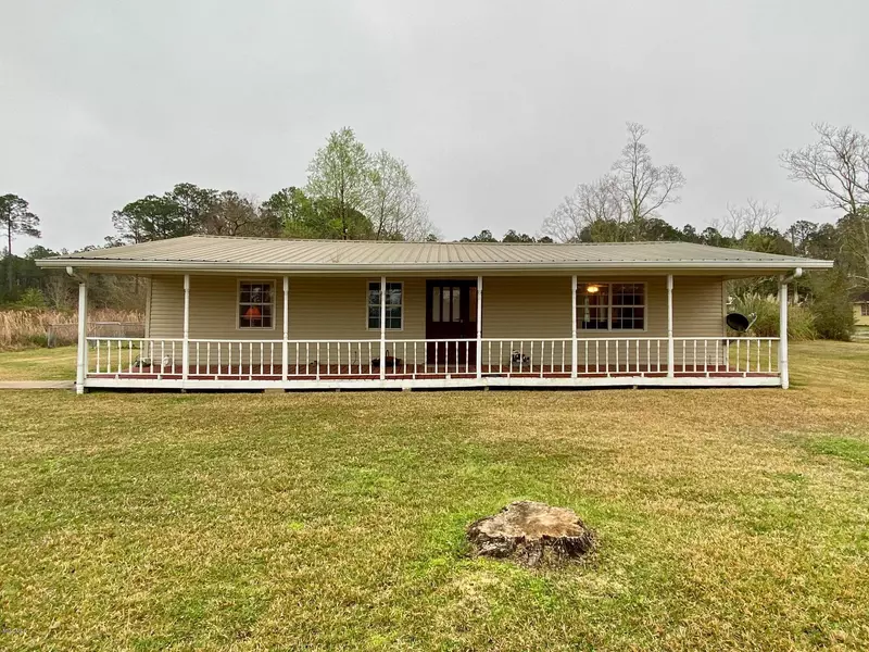 5304 Riley Road, Ocean Springs, MS 39564