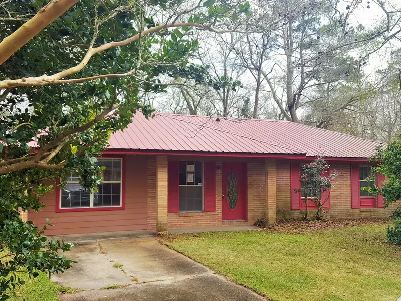 5106 Center Drive, Moss Point, MS 39563