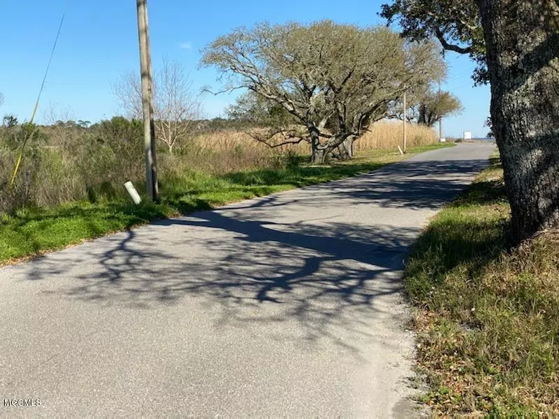 3702 9th Street, Gulfport, MS 39501