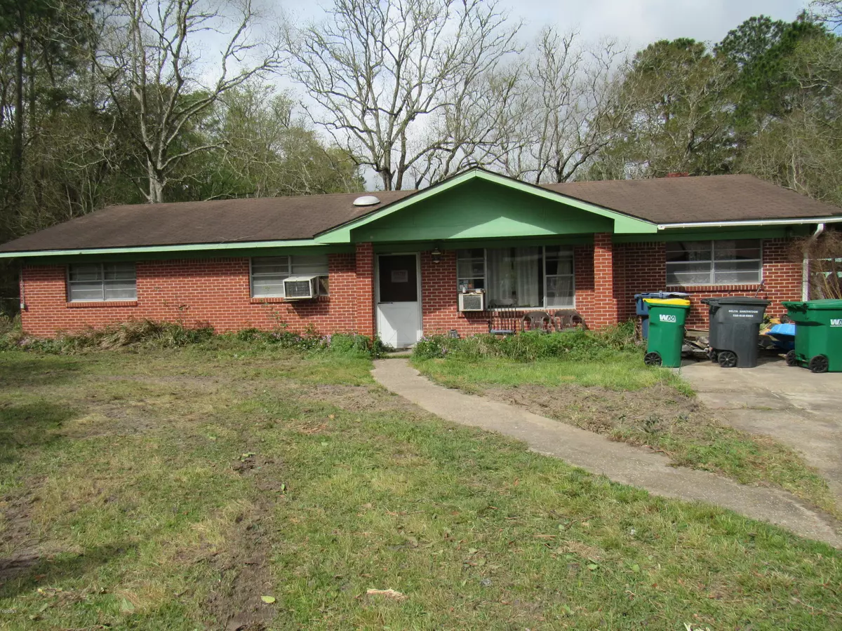 Moss Point, MS 39562,9008 Wood Violet Avenue