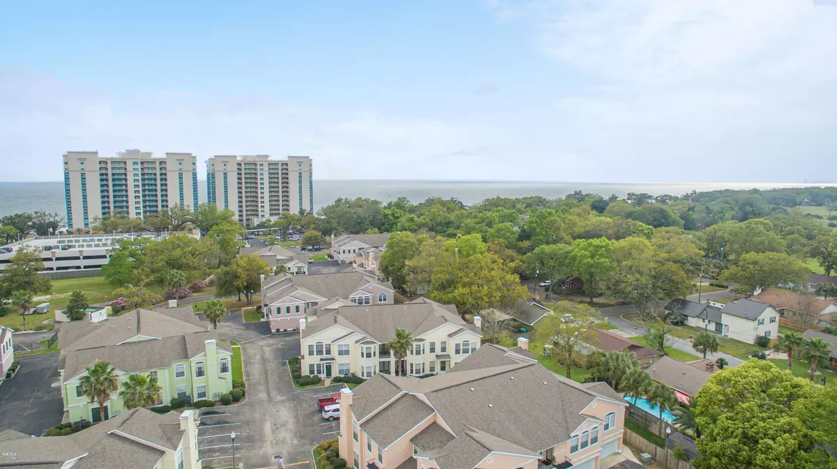 Gulfport, MS 39507,2252 Beach Drive #1901