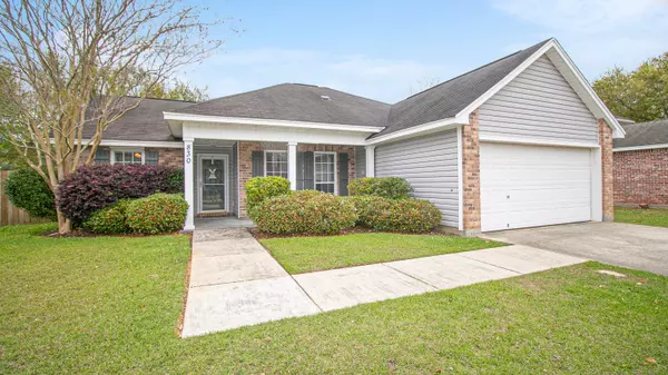 830 Ellington Drive, Biloxi, MS 39532