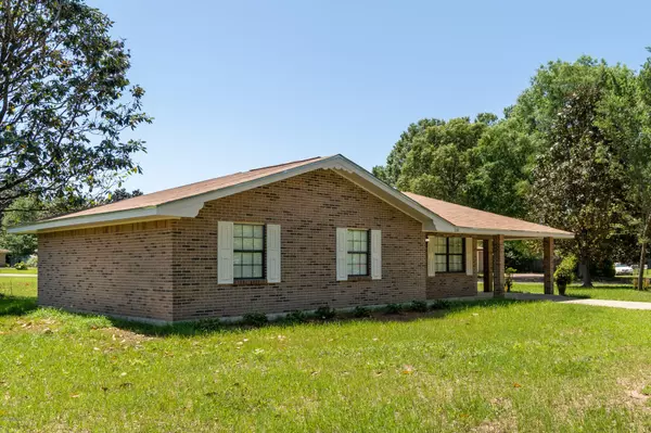 Poplarville, MS 39470,110 Maple Street