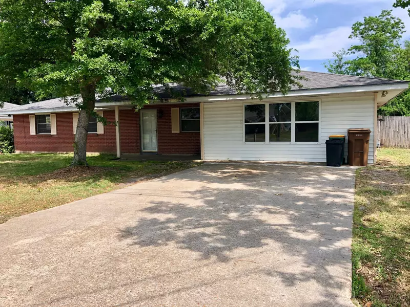 502 N Island View Avenue, Long Beach, MS 39560
