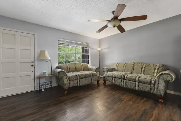 D'iberville, MS 39540,313 Annette Lane