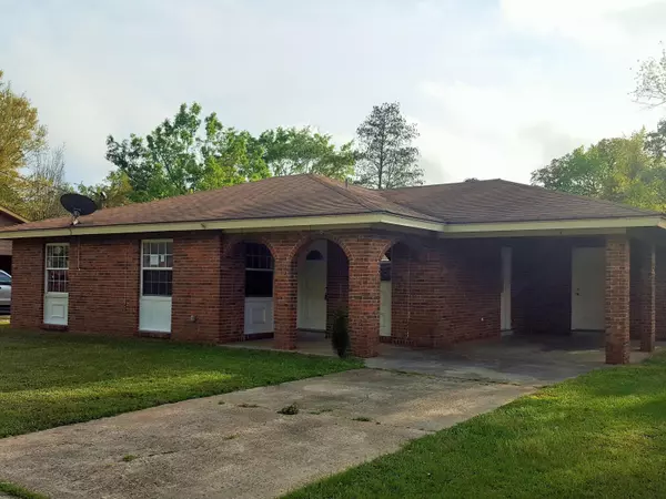 1711 Cherokee Street, Pascagoula, MS 39581