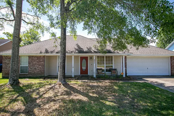 6905 Post Oak Drive, Ocean Springs, MS 39564