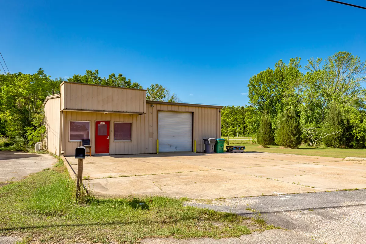 Gautier, MS 39553,1527 Highway 90