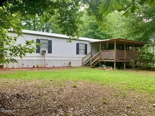 5416 Lois Twins Road, Moss Point, MS 39562