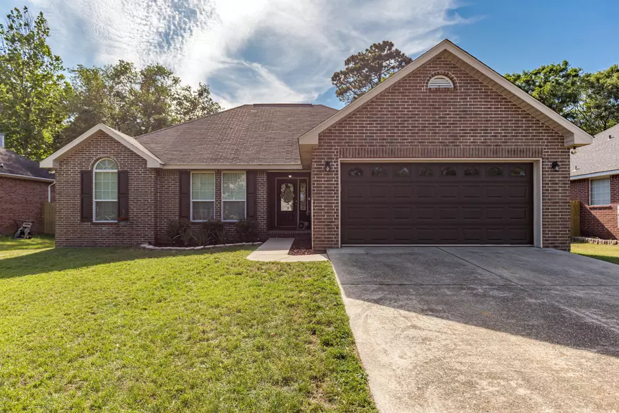 2225 Rue Beaux Chenes, Ocean Springs, MS 39564